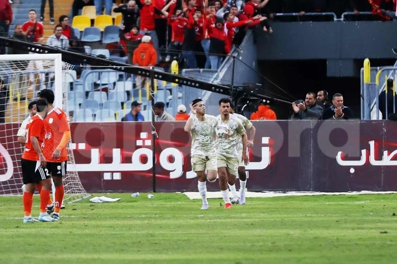 فاركو يفرض التعادل على الأهلي