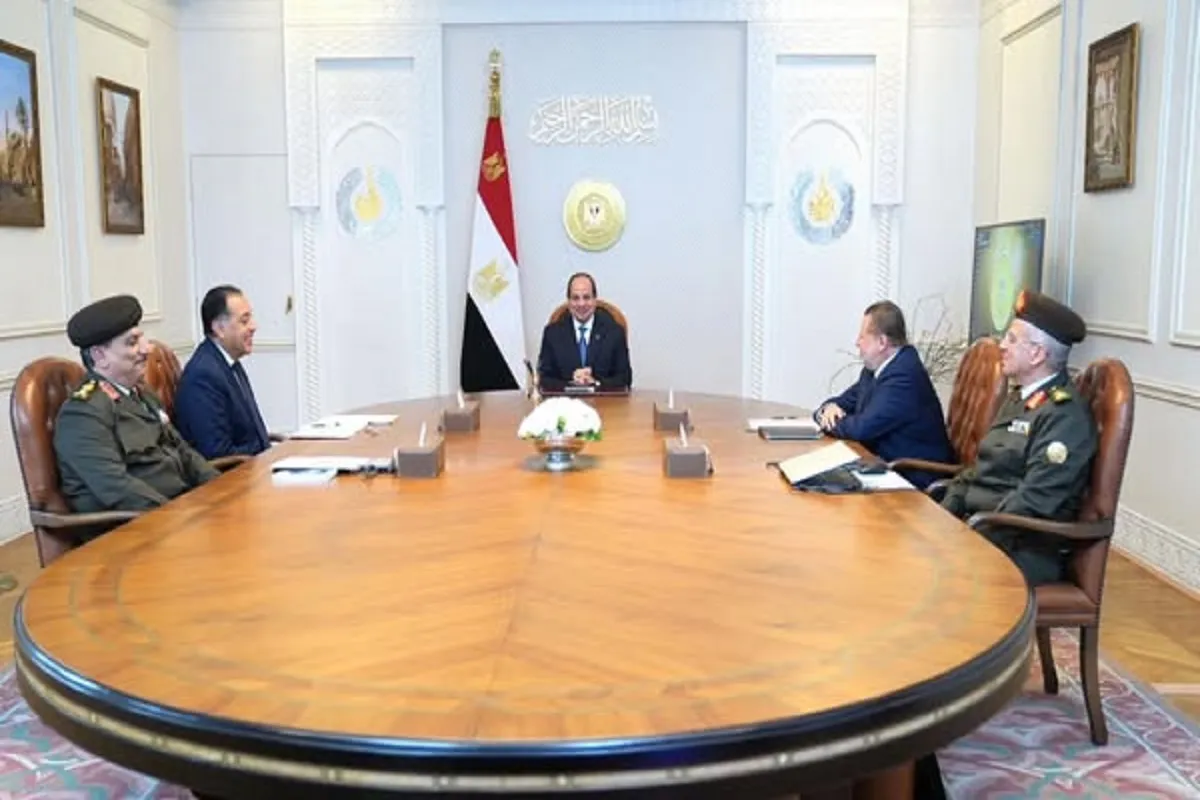 السيسي يوجه بأهمية تطوير الخدمات المصرفية الرقمية