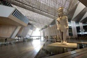 المتحف المصري الكبير