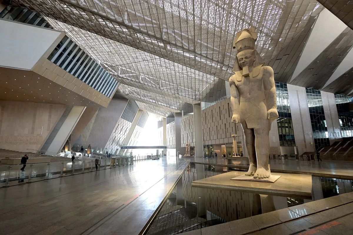 المتحف المصري الكبير