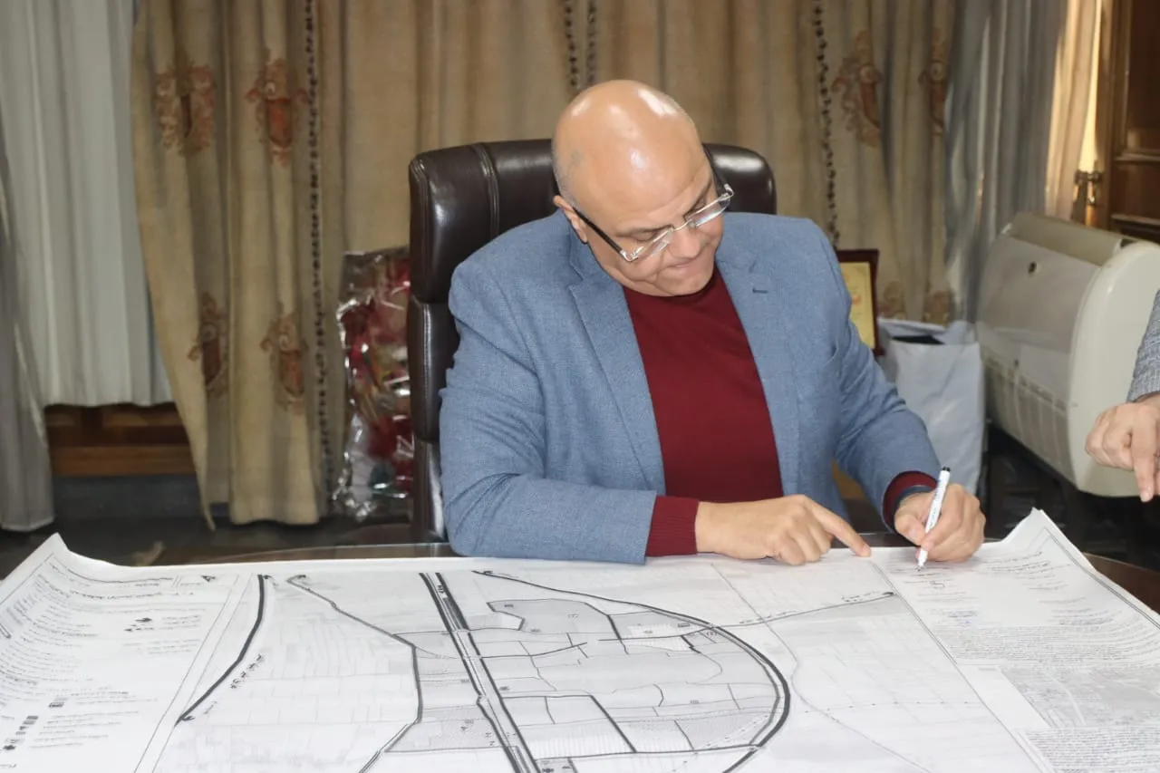محافظ القليوبية يعتمد المخطط الاستراتيجي