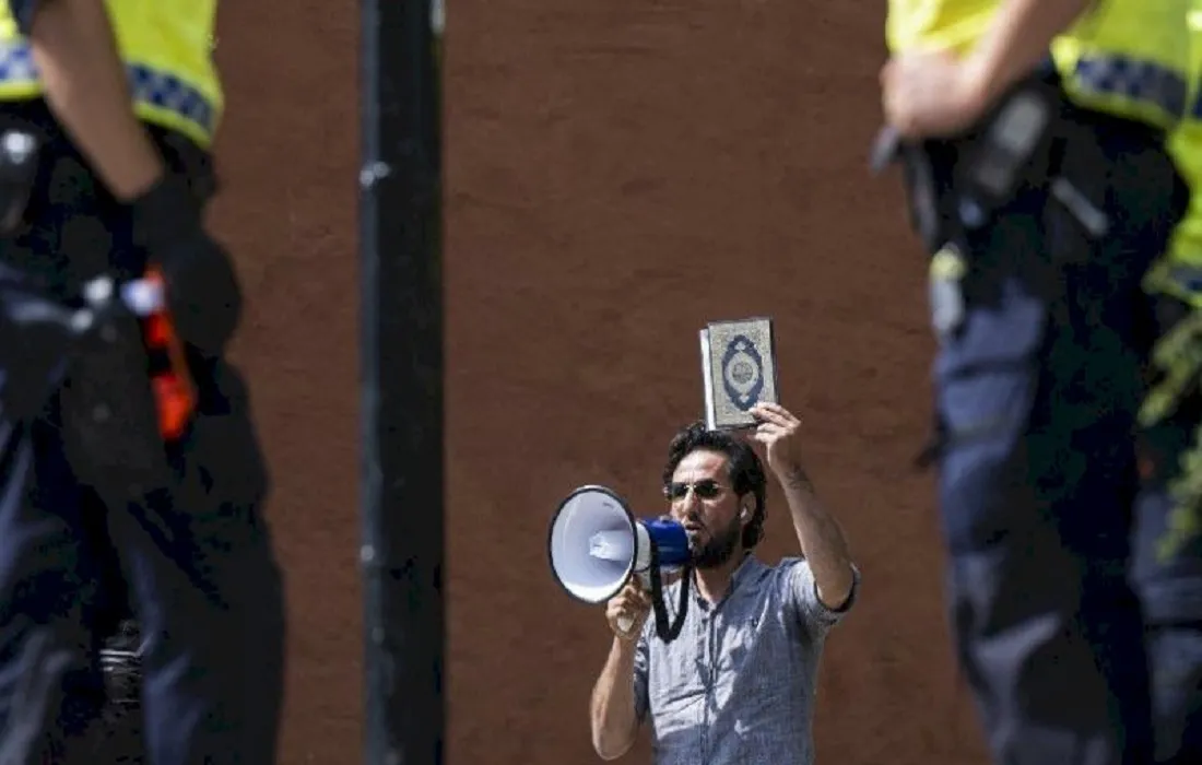 القضاء السويدي يفرج عن المتهمين بمقتل موميكا