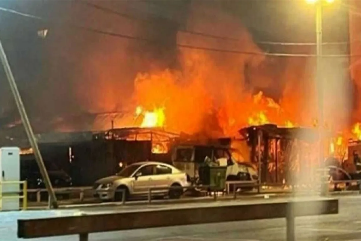 الشرطة الإسرائيلية - وفي الصورة الانفجارات التي هزت تل أبيب