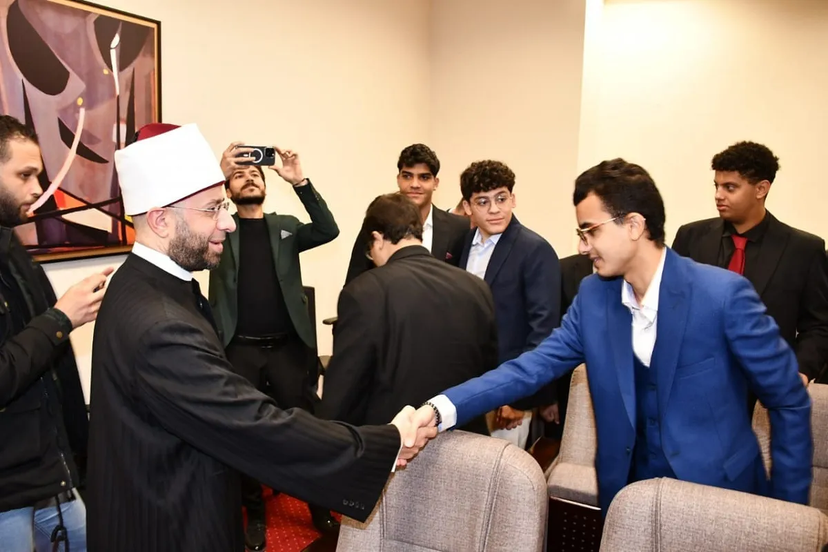 وزير الأوقاف في مدرسة القديس بولس الفرير