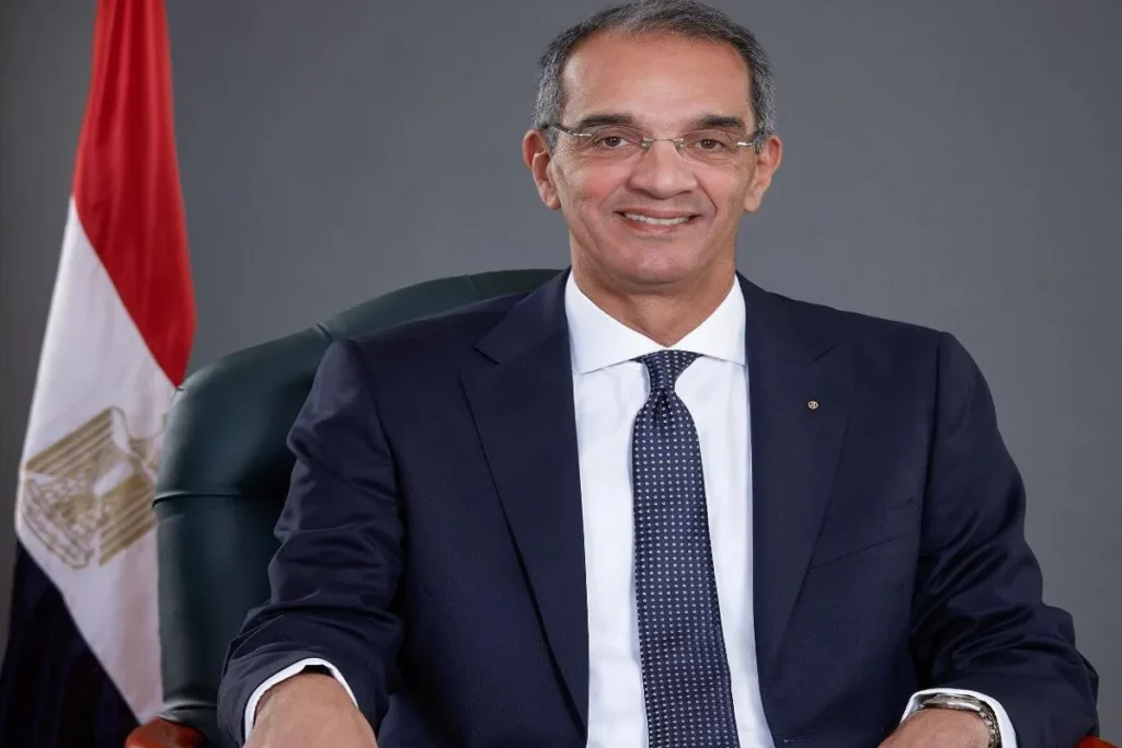 وزير الاتصالات وتكنولوجيا المعلومات الدكتور عمرو طلعت