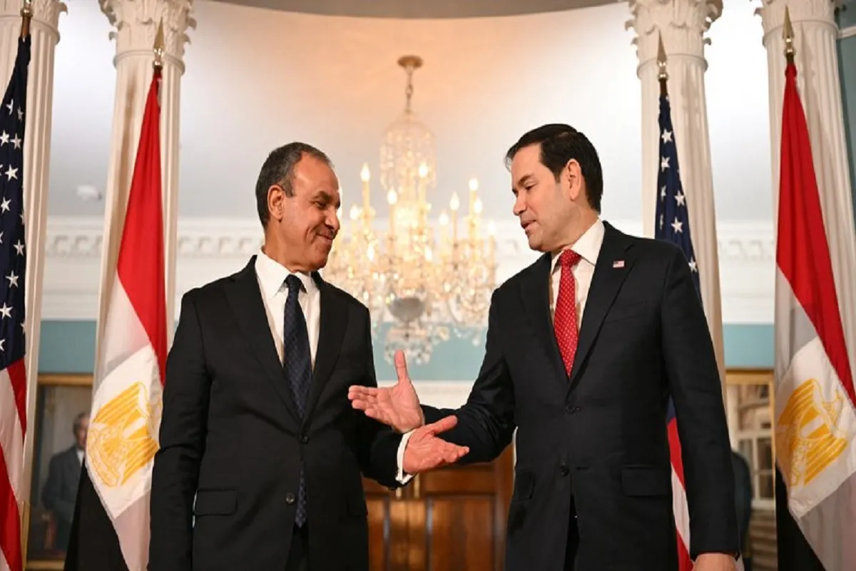 وزير الخارجية ونظيره الأمريكي