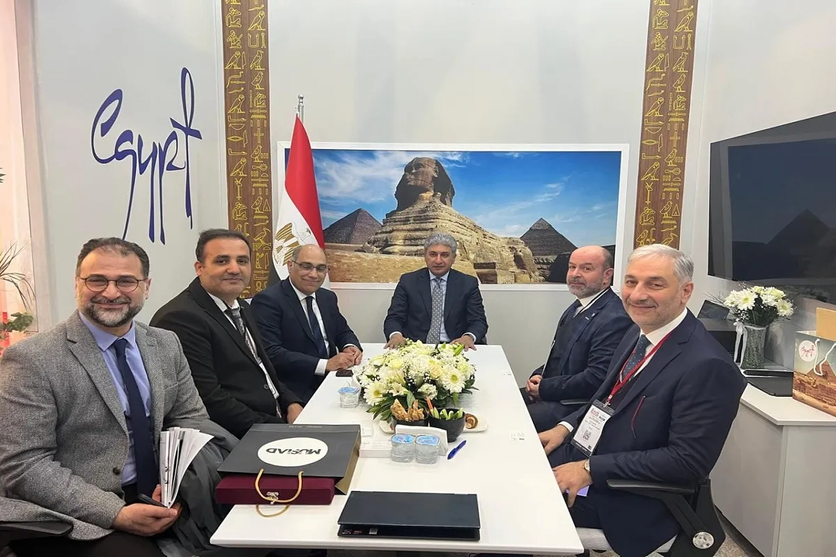 وزير السياحة ولقاء مع جمعية رجال الأعمال التركية