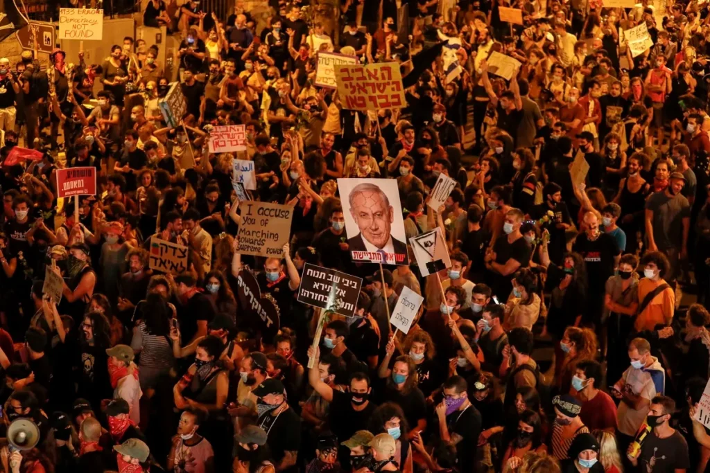 احتجاجات المواطنين في إسرائيل ( CNN )