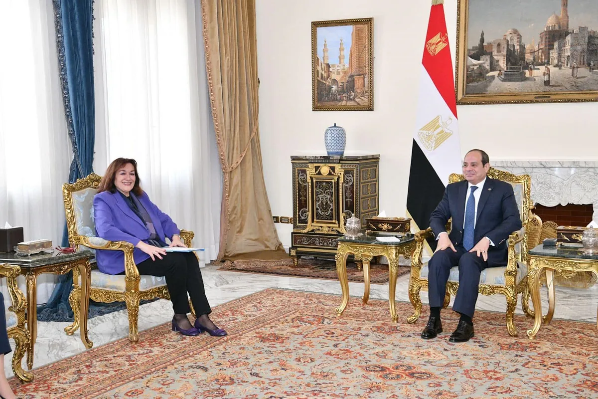 السيسي يستقبل مفوضة الاتحاد الأوروبي لشؤون المتوسط