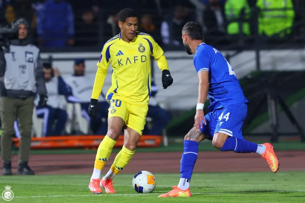 النصر والاستقلال في مباراة الذهاب بطهران