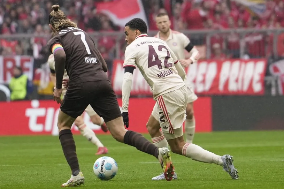 بايرن ميونخ وسانت باولي