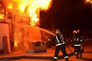 حريق في أبوظبي - أرشيفية