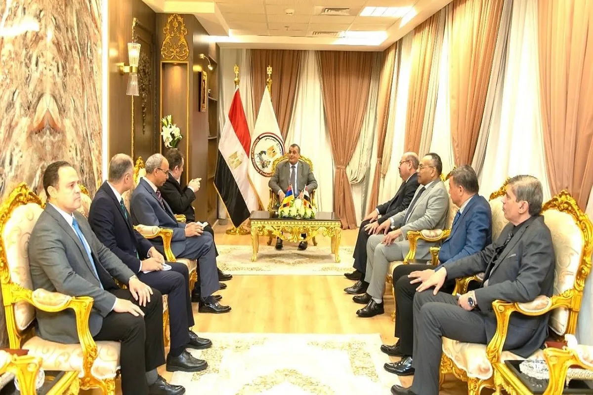 لبحث أوجه التعاون .. وزير الإنتاج الحربي يستقبل السفير الأرميني