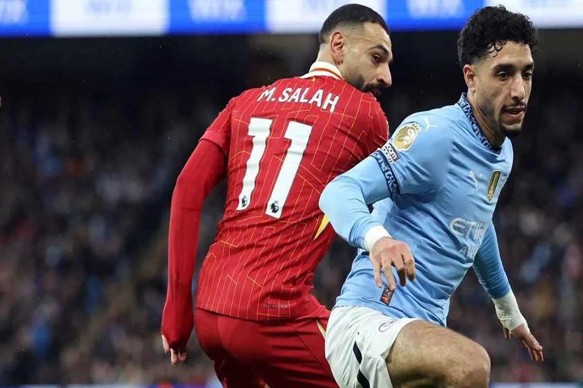 نجمي منتخب مصر محمد صلاح وعمر مرموش