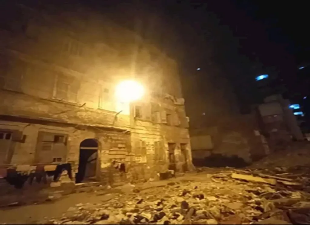 انهيار العقار بمنطقة بحي جمرك الإسكندرية