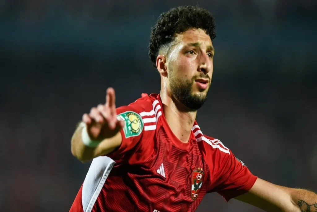 الفلسطيني وسام أبو على نجم النادي الأهلي