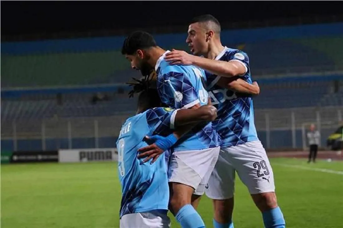 فرحة لاعبي بيراميدز بأحد أهداف اللقاء مع الجيش الملكي المغربي