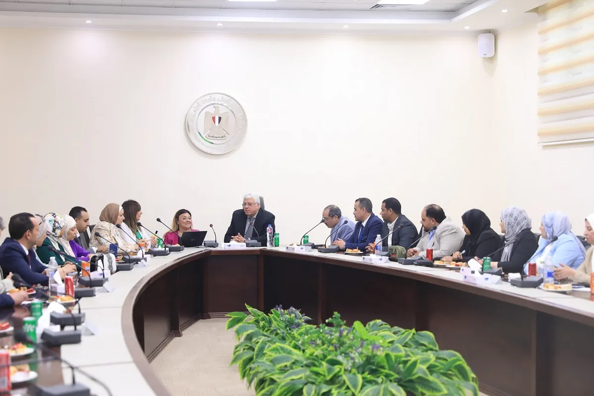 اجتماع وزير التعليم العالي مع مديري مراكز ذوي الإعاقة بالجامعات المصرية