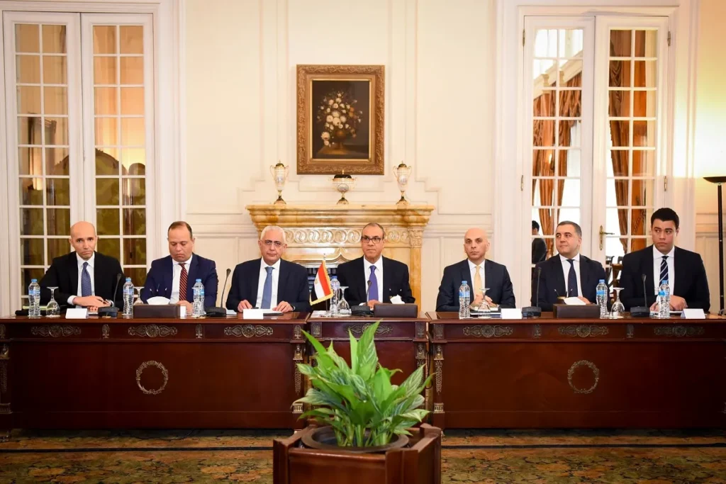 وزراء الخارجية أثناء إلقاء البيان الختامي