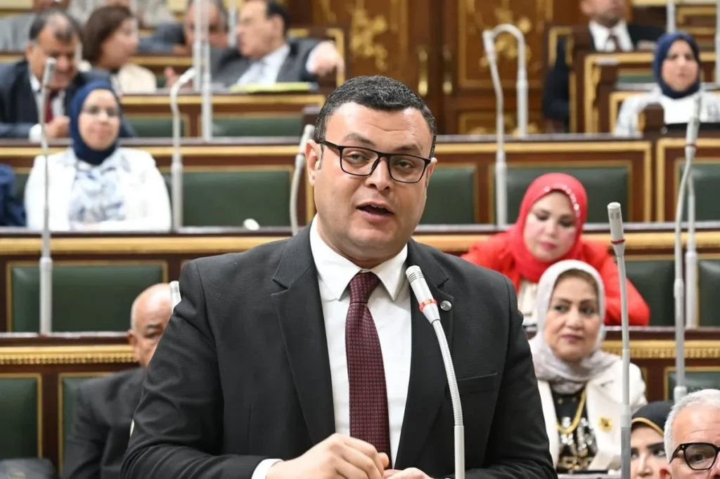 وزير الإسكان أمام النواب لمناقشة مشروع قانون تنظيم مرفق مياه الشرب والصرف الصحي