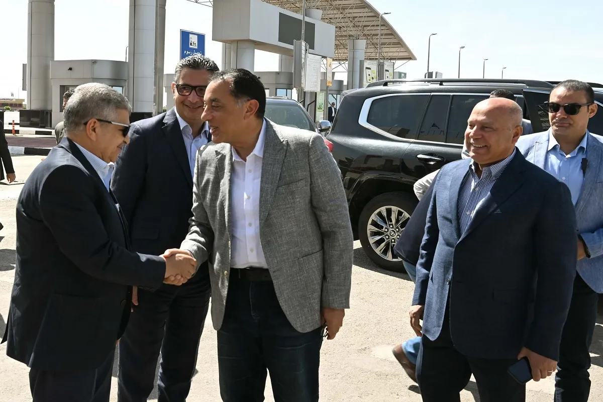 زيارة مدبولي للمنطقة الاقتصادية لقناة السويس