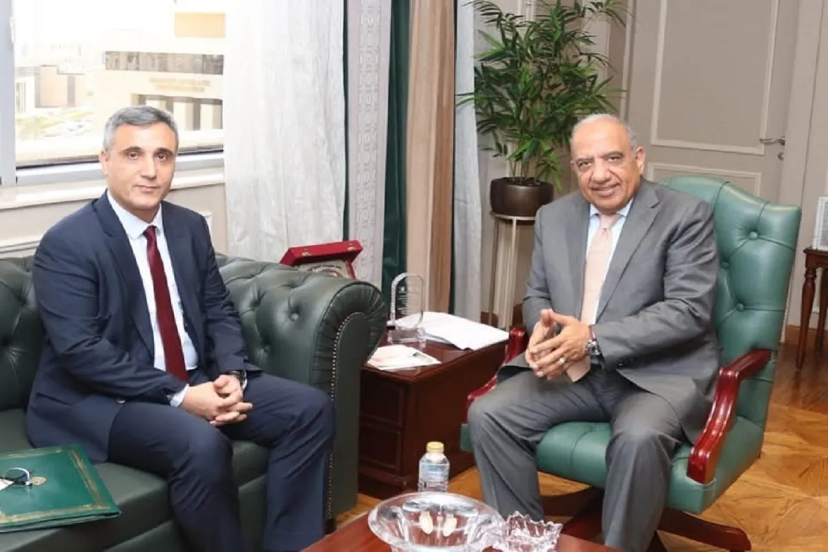 وزير الكهرباء يستقبل سفير الجزائر بالقاهرة
