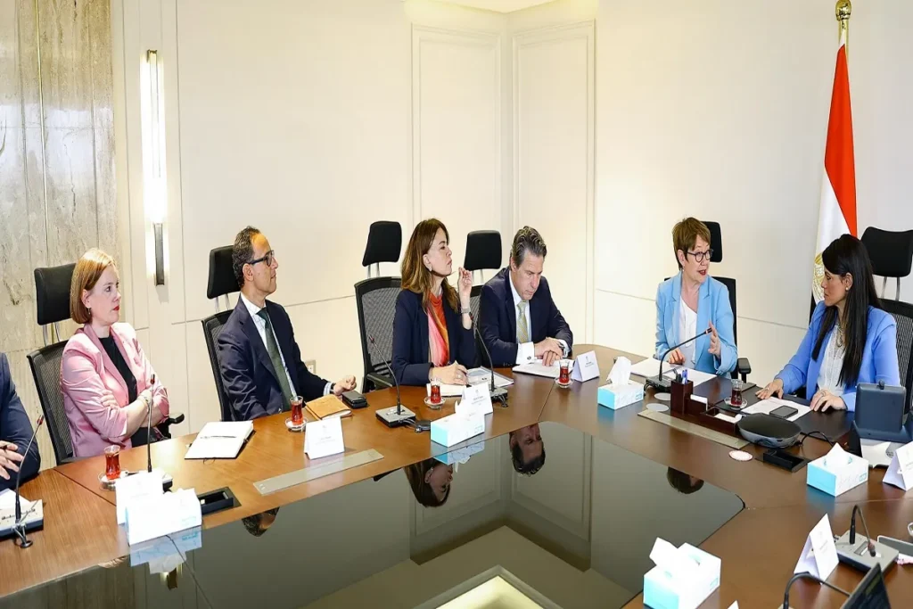استقبال وزيرة التخطيط لرئيس البنك الأوروبي لإعادة الإعمار والتنمية أوديل رينو باسو