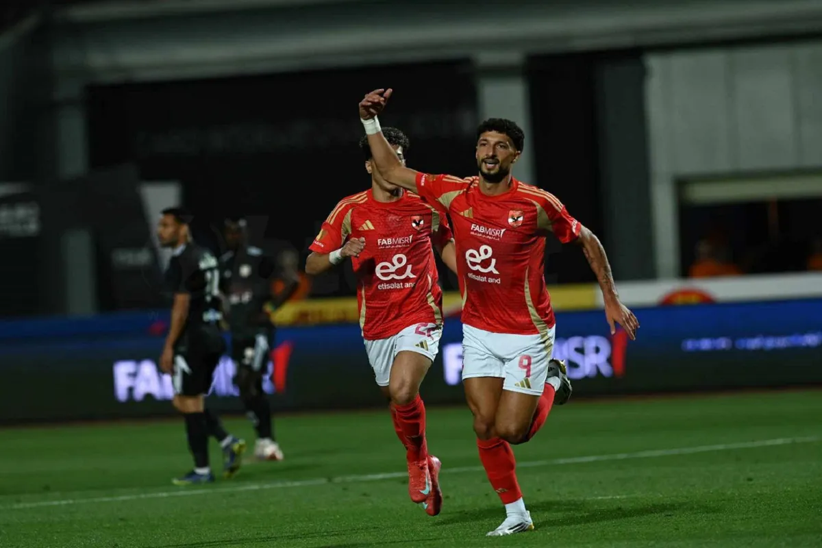 الأهلي وفاركو