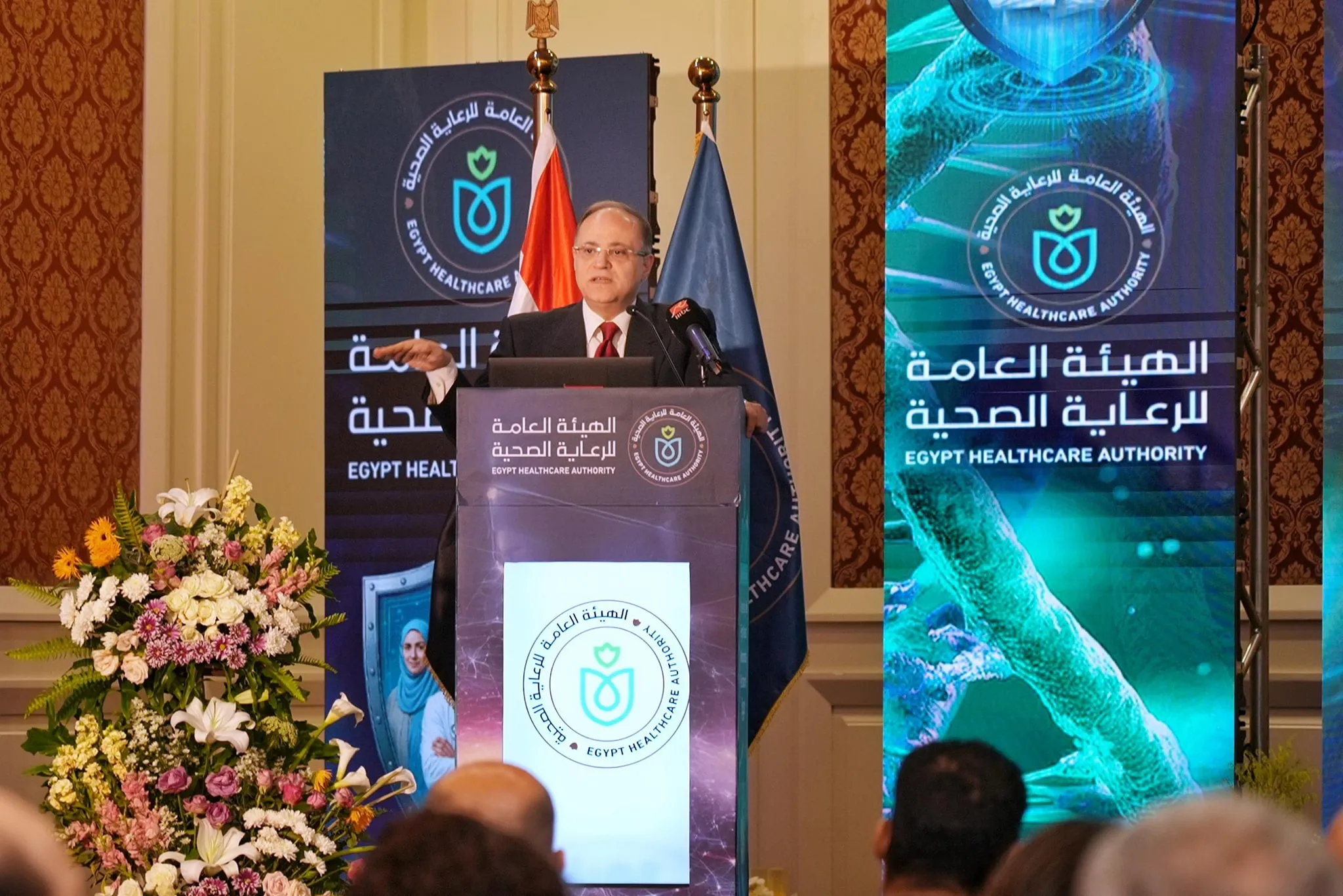 رئيس هيئة الدواء المصرية الدكتور علي الغمراوي