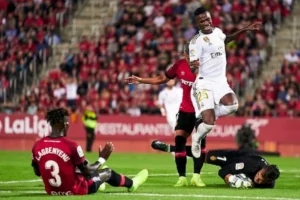 من مباريات ريال مدريد ومايوركا