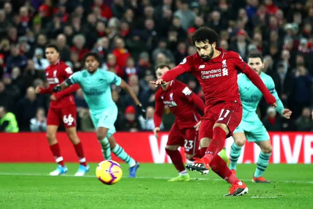 النجم محمد صلاح يقود ليفربول أمام أرسنال