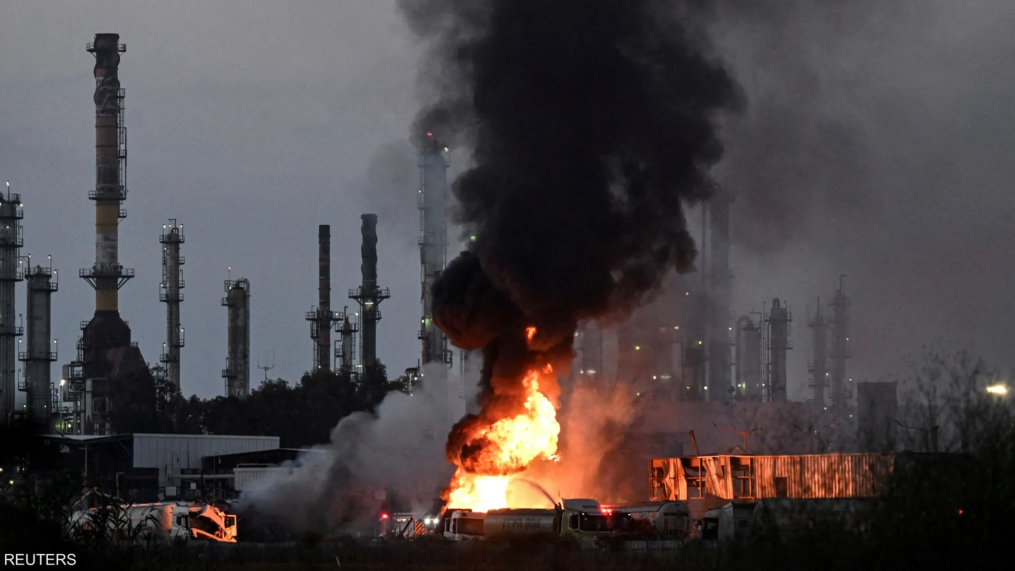 إيران استهدفت محطة طاقة في حيفا