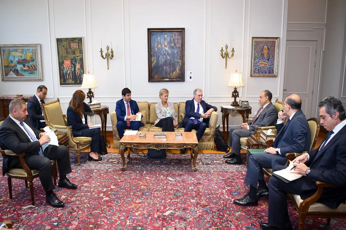 وزير الخارجية يستقبل السيد كريستوف بيجو