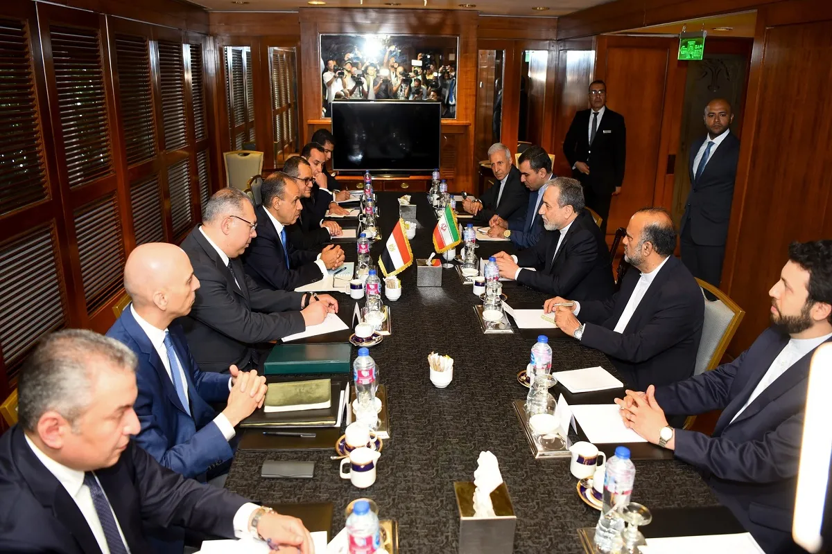 اجتماع وزيري الخارجية المصري والإيراني