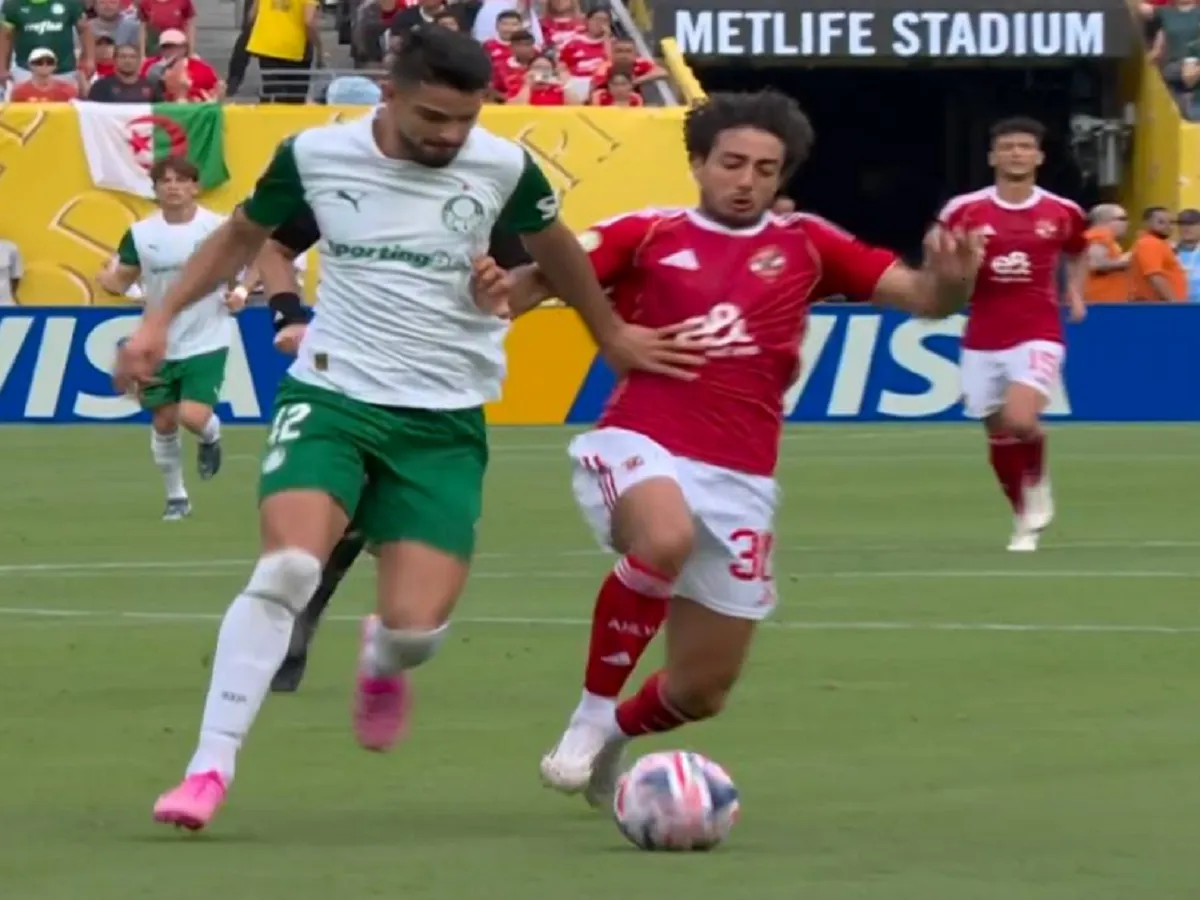 الأهلي وبالميراس