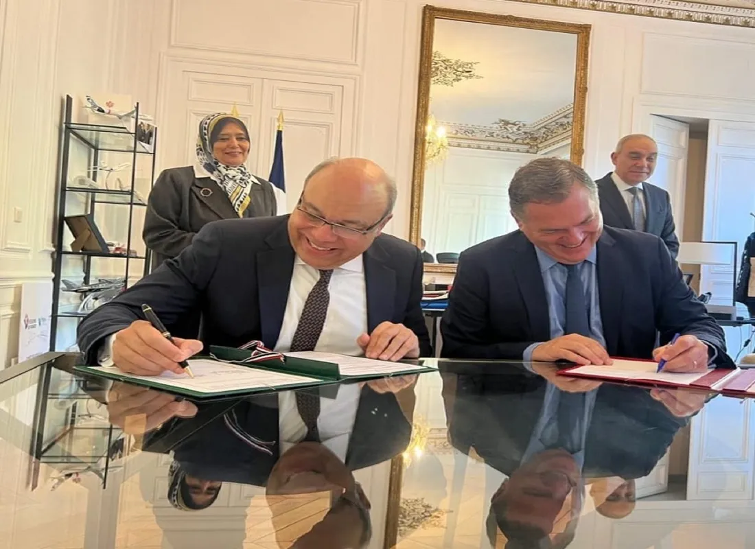 توقيع اتفاقية الترتيبات الفنية بين الطيران المصرية والفرنسية