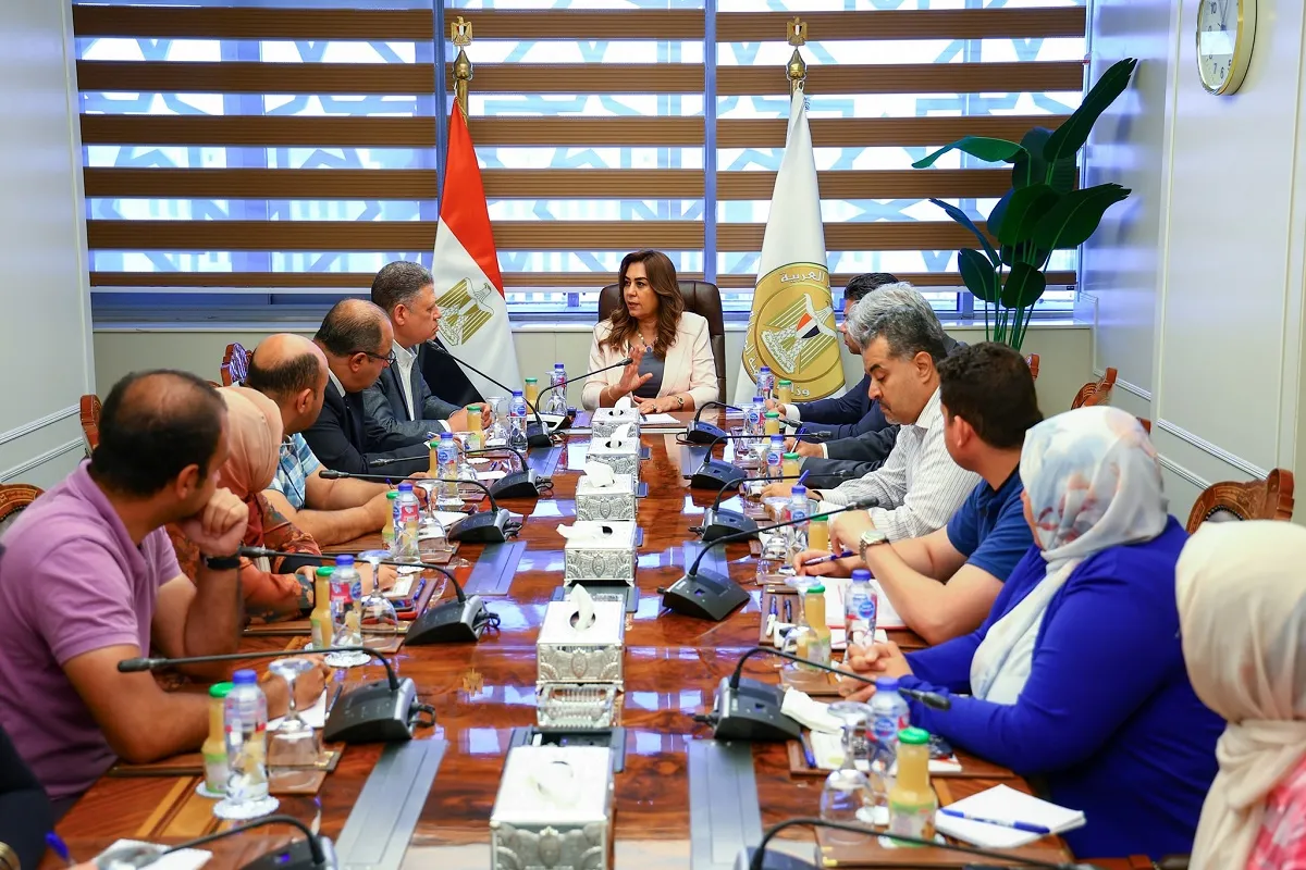 اجتماع وزيرة التنمية المحلية اليوم