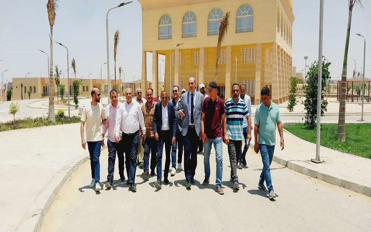 مسئولي وزارة الإسكان أثناء تفقد مركز شباب مدينة بدر