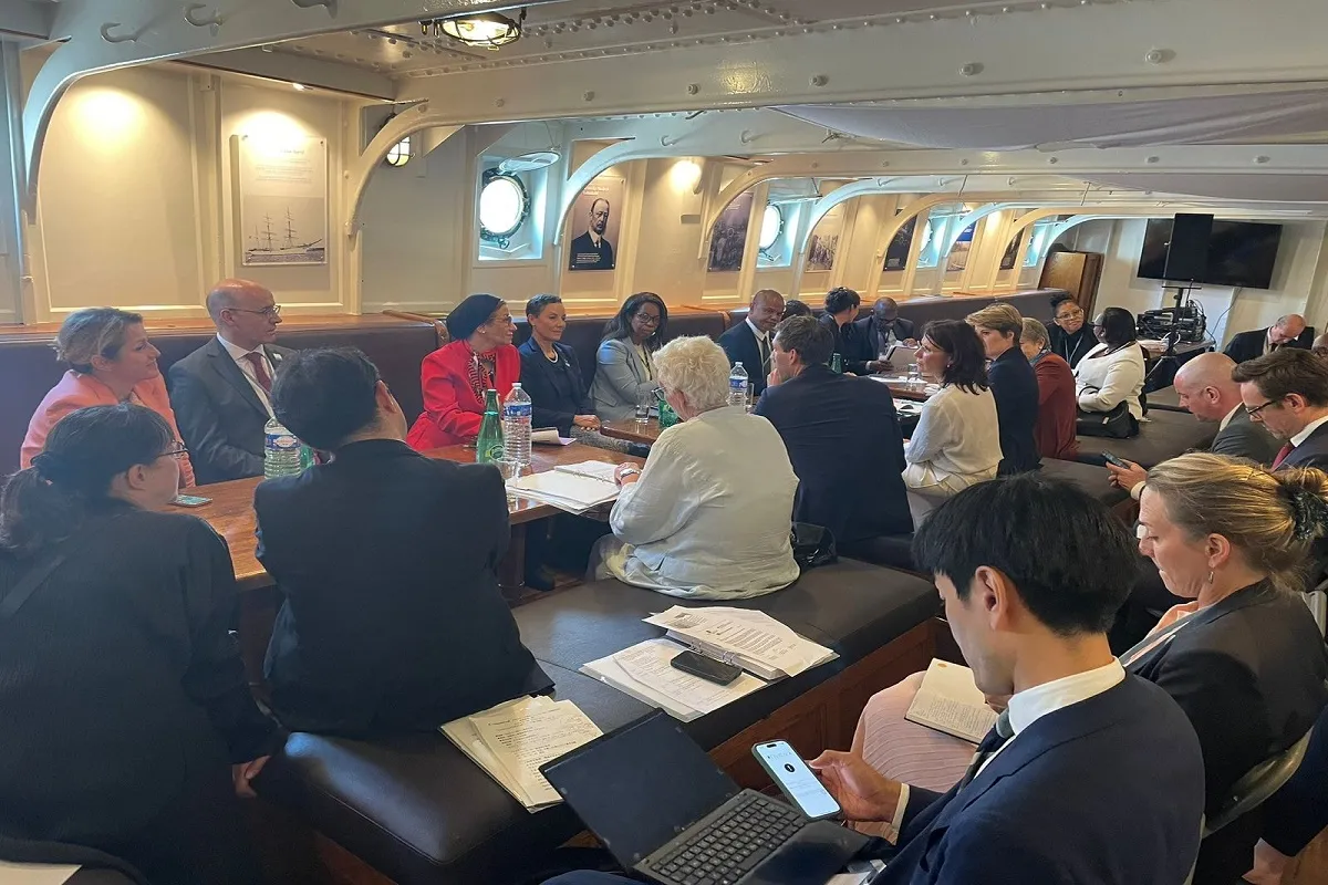 مشاركة وزيرة البيئة في الاجتماع الوزاري