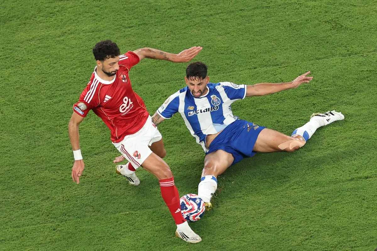 الأهلي وبورتو