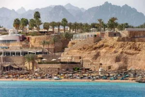إطلاق سراح سائح روسي واجه تهمة التحرش في شرم الشيخ – والصورة للمدينة الجميلة