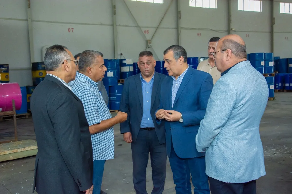 جولة وزير الإنتاج الحربي لمصنع 81 الحربي