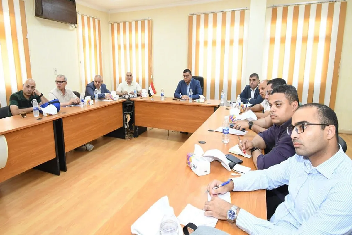 اجتماع وزير الإسكان بالنوبارية الجديدة