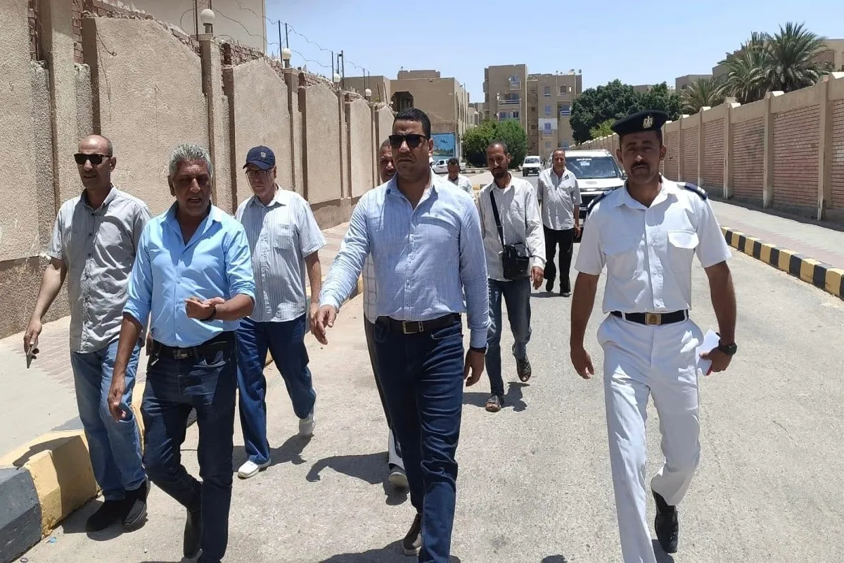 مسئولي الإسكان في حملاتهم اليوم