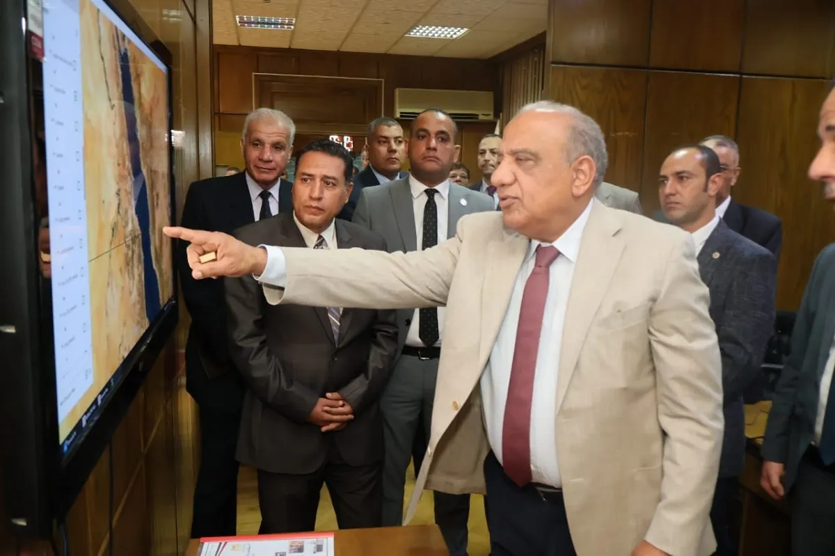 وزير الكهرباء يتفقد هيئة المواد النووية