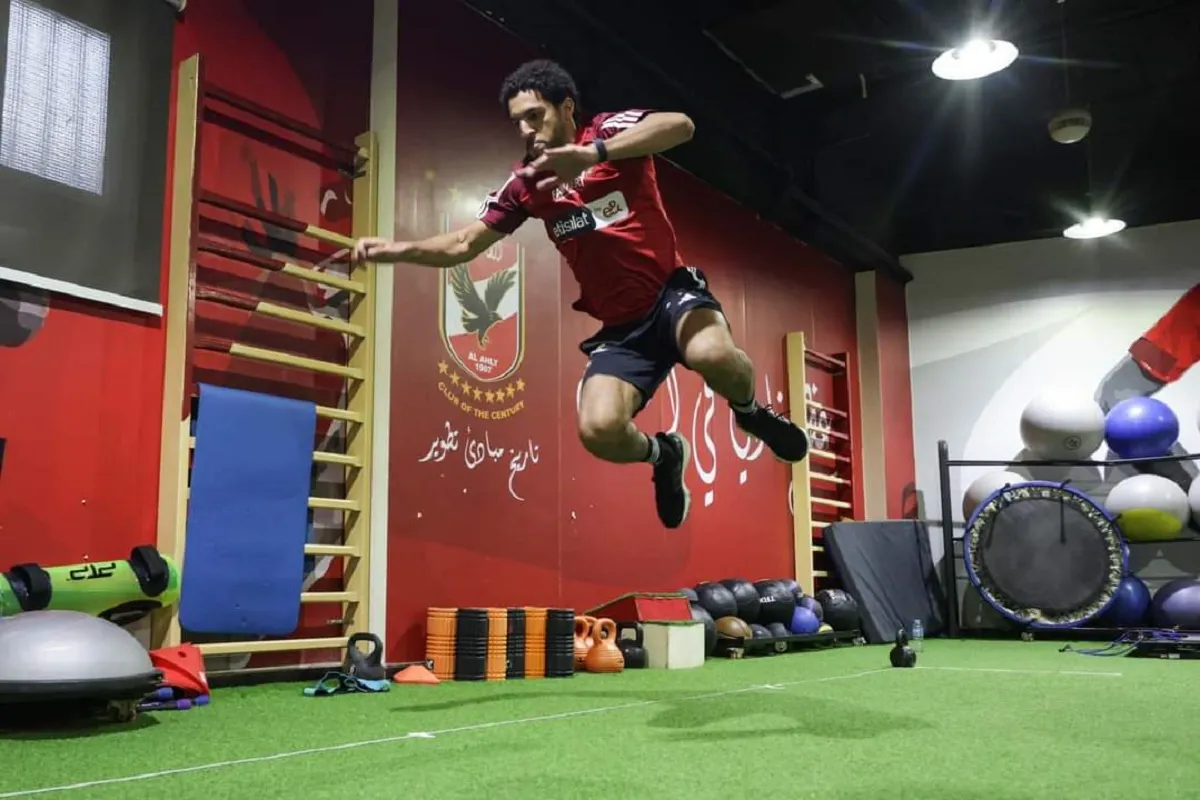 مصطفى شوبير خلال القياسات البدنية للاعبي الأهلي