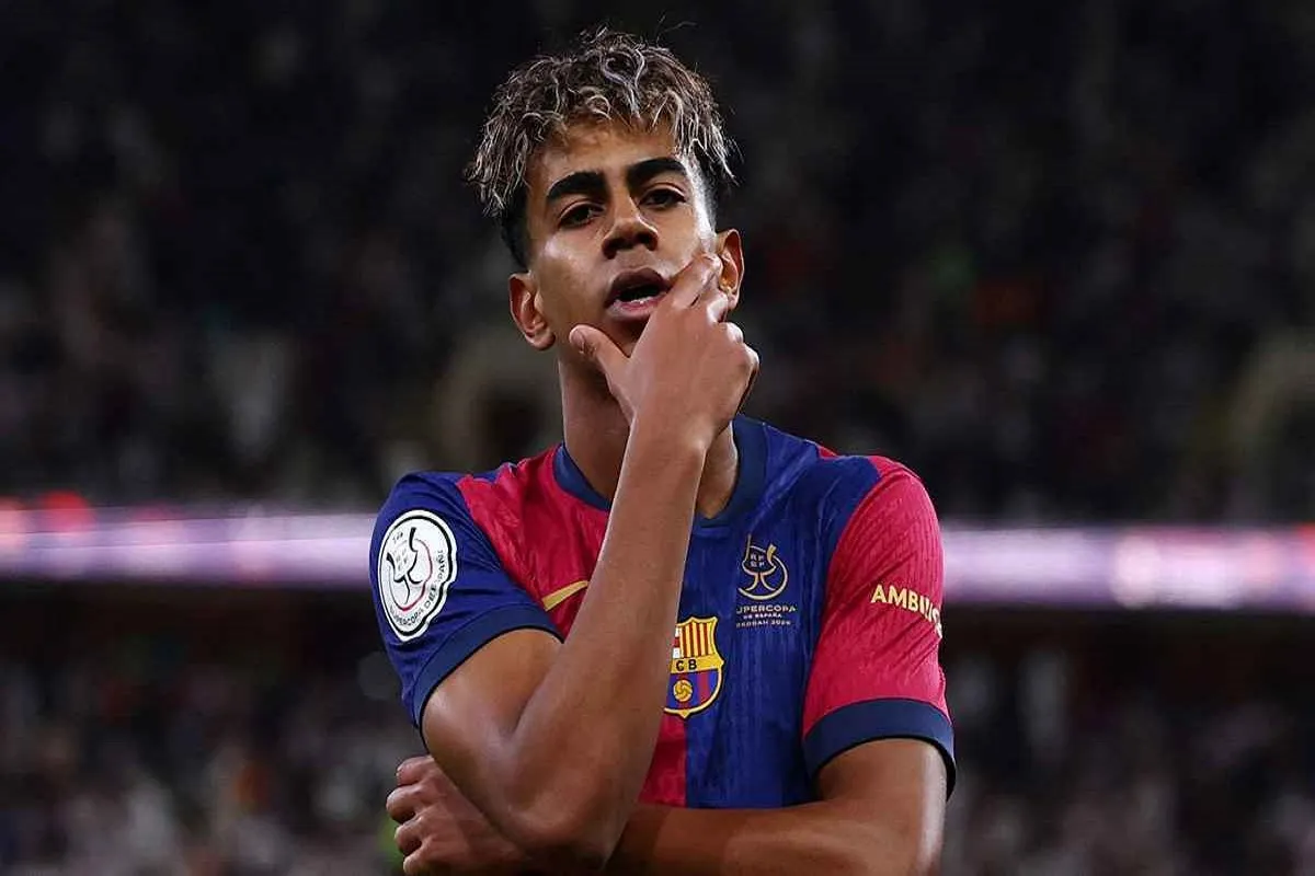 لامين يامال نجم لنادي برشلونة الإسباني