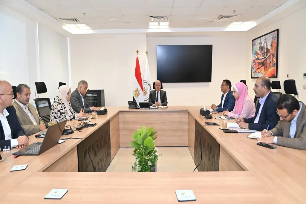 اجتماع وزير الري
