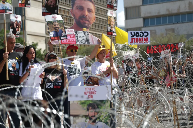 الإسرائيليون في مظاهرات اليوم بتل أبيب