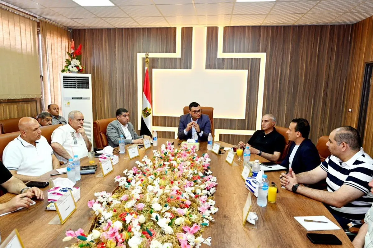 اجتماع وزير الإسكان المهندس شريف الشربيني